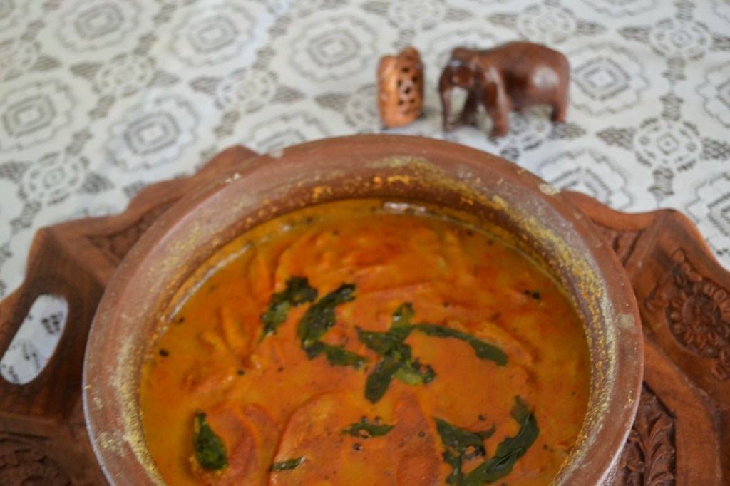 Anchovy Fish Curry/நெத்திலி மீன்&nbsp;குழம்பு