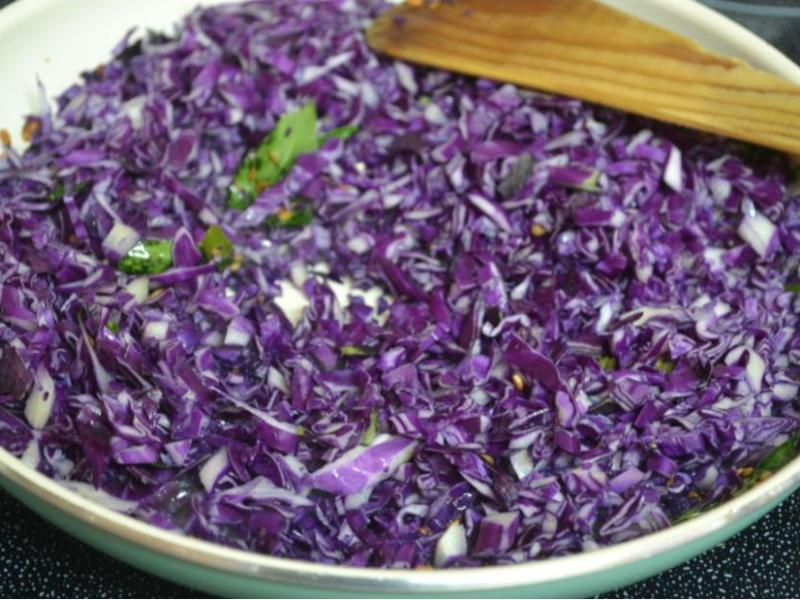 Purple Cabbage Stir-fry