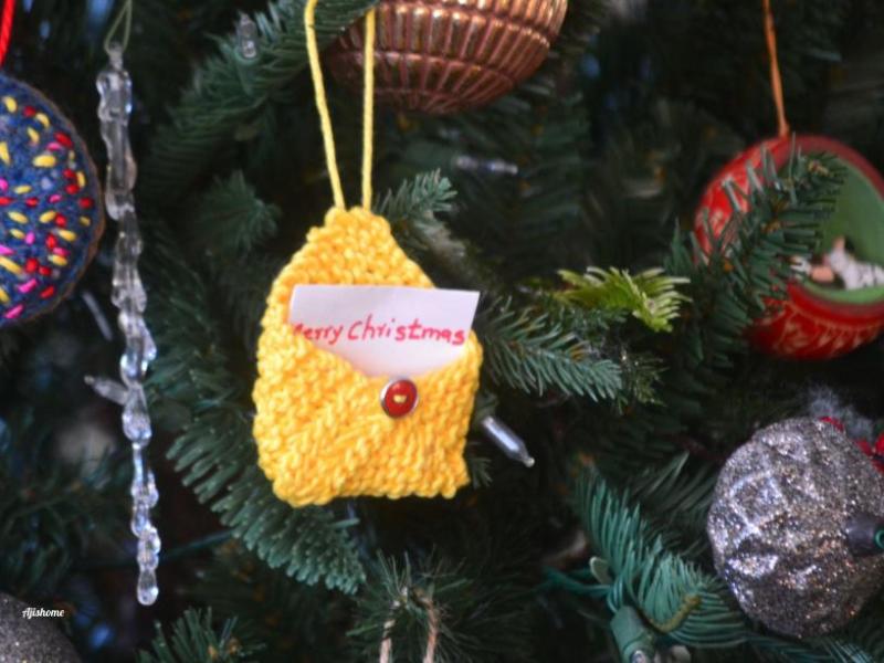 Mini Knitted Envelope for Christmas Tree&nbsp;Ornament
